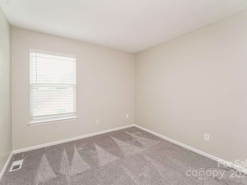 15129 Dartford Lane, Mint Hill, NC 28227.  MLS# CAR4170244, YatesRealty ID 26193. 