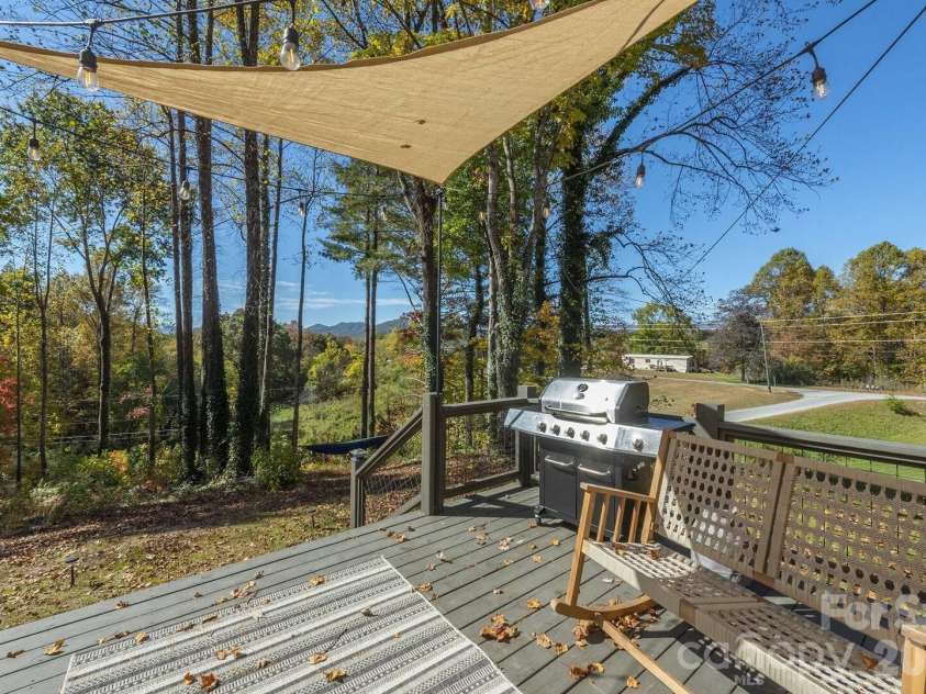 29 Friendly Drive, Old Fort, NC 28762.  MLS# CAR4382103, YatesRealty ID 26193. 