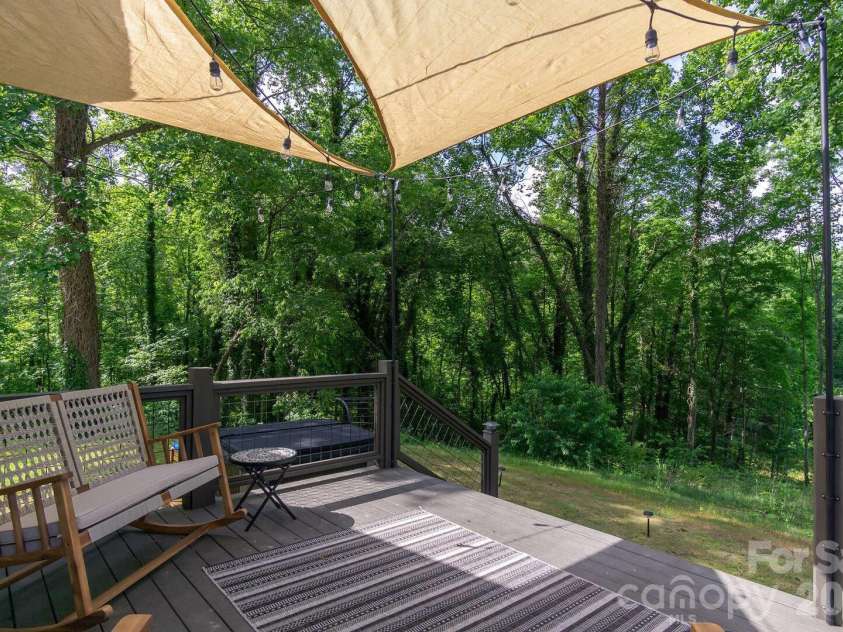29 Friendly Drive, Old Fort, NC 28762.  MLS# CAR4382103, YatesRealty ID 26193. 
