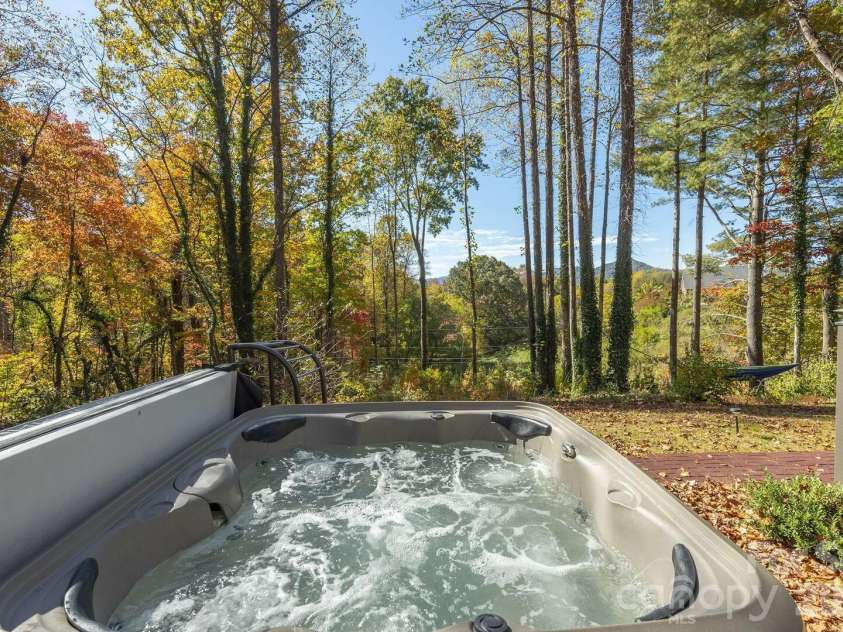 29 Friendly Drive, Old Fort, NC 28762.  MLS# CAR4382103, YatesRealty ID 26193. 