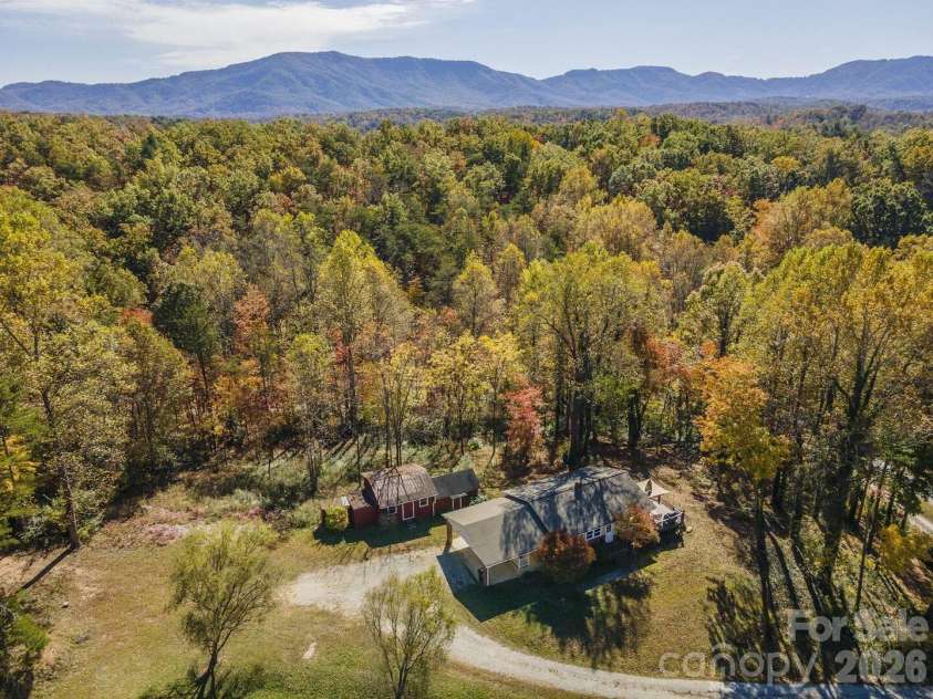 29 Friendly Drive, Old Fort, NC 28762.  MLS# CAR4382103, YatesRealty ID 26193. 