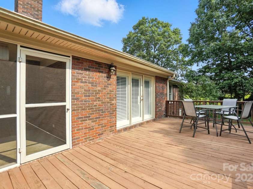 10055 Highway 601 Highway, Midland, NC 28107.  MLS# CAR4279690, YatesRealty ID 26194. 