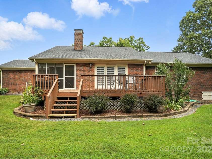 10055 Highway 601 Highway, Midland, NC 28107.  MLS# CAR4279690, YatesRealty ID 26194. 