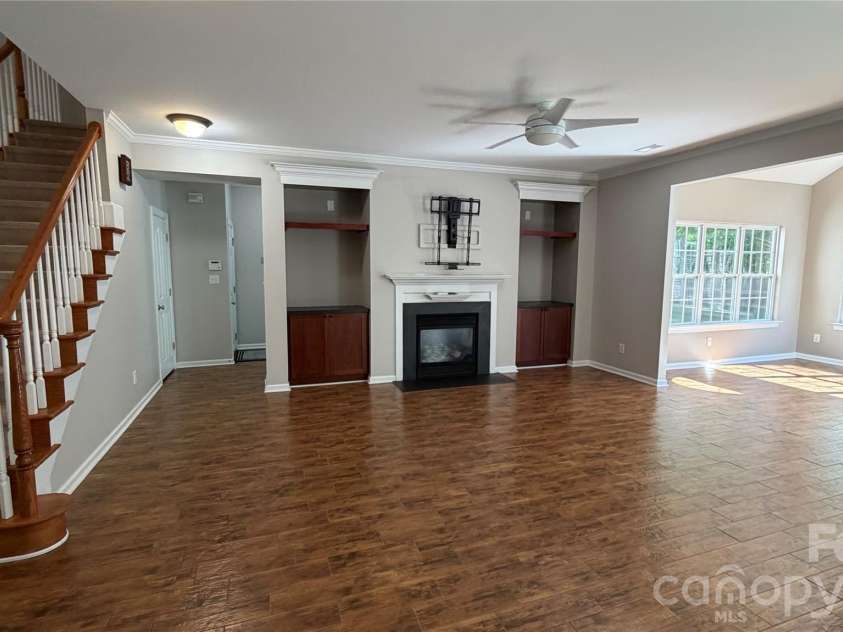 11234 Huntington Meadow Lane, Charlotte, NC 28273.  MLS# CAR4386495, YatesRealty ID 26195. 