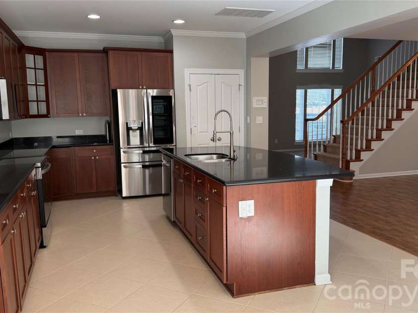 11234 Huntington Meadow Lane, Charlotte, NC 28273.  MLS# CAR4386495, YatesRealty ID 26195. 