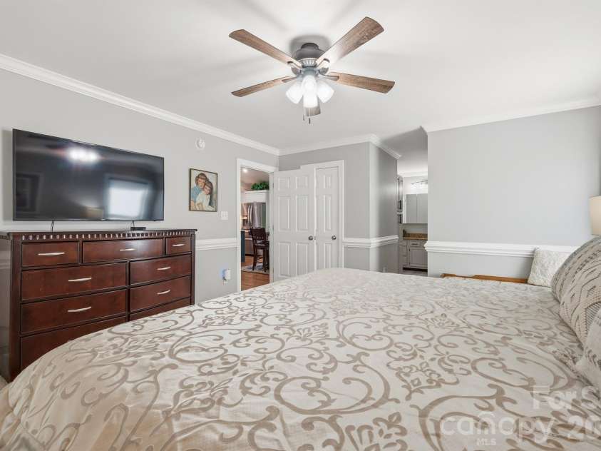 2549 Lake Shore Road, Denver, NC 28037.  MLS# CAR4385563, YatesRealty ID 26196. 