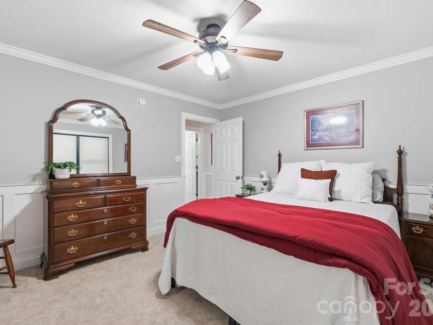 2549 Lake Shore Road, Denver, NC 28037.  MLS# CAR4385563, YatesRealty ID 26196. 