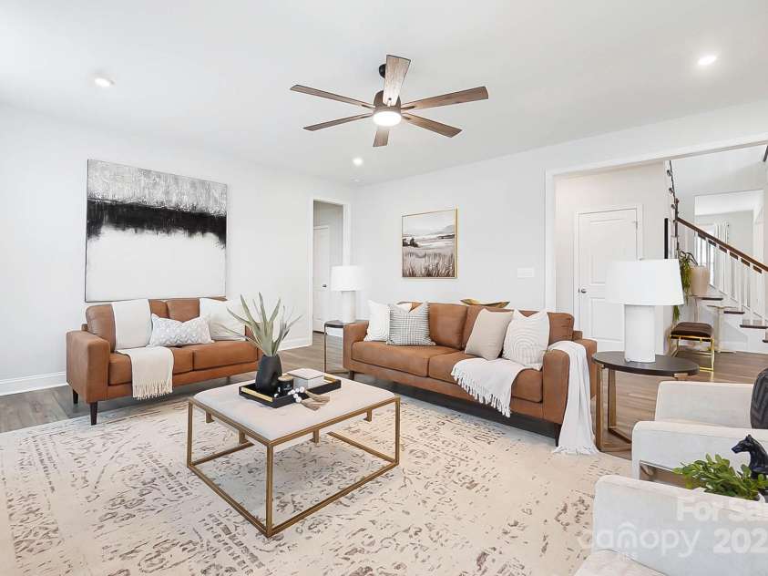 7058 Cloer Court, Charlotte, NC 28214.  MLS# CAR4274375, YatesRealty ID 26196. 