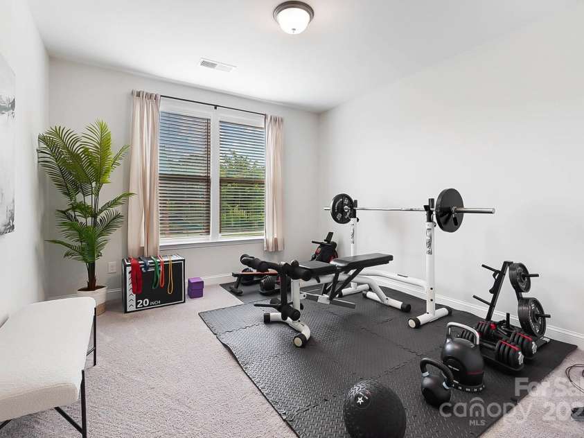 7058 Cloer Court, Charlotte, NC 28214.  MLS# CAR4274375, YatesRealty ID 26196. 