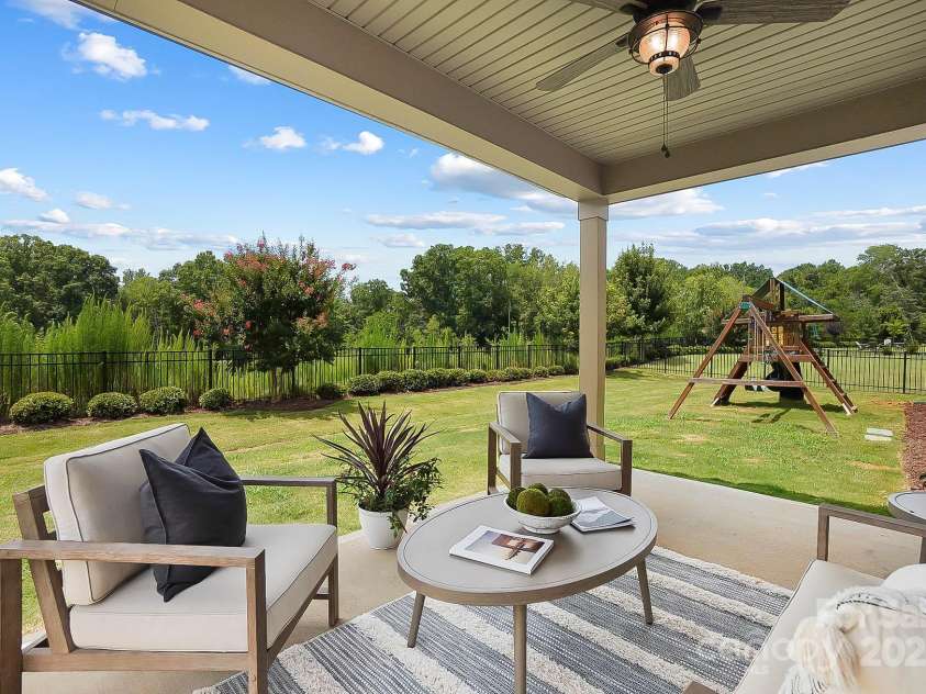 7058 Cloer Court, Charlotte, NC 28214.  MLS# CAR4274375, YatesRealty ID 26196. 