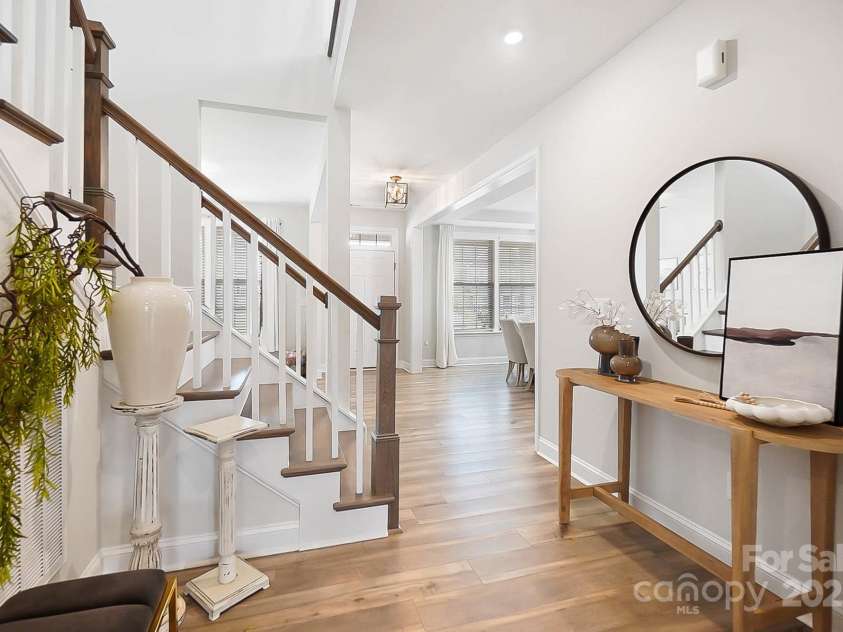 7058 Cloer Court, Charlotte, NC 28214.  MLS# CAR4274375, YatesRealty ID 26196. 