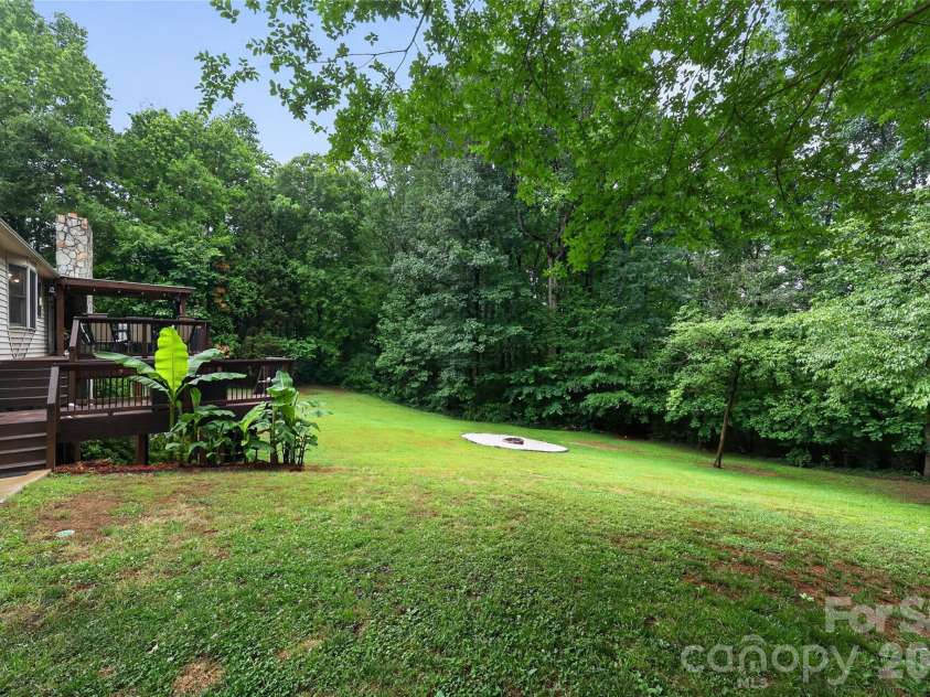 711 Candlewick Drive, Salisbury, NC 28147.  MLS# CAR4385593, YatesRealty ID 26197. 
