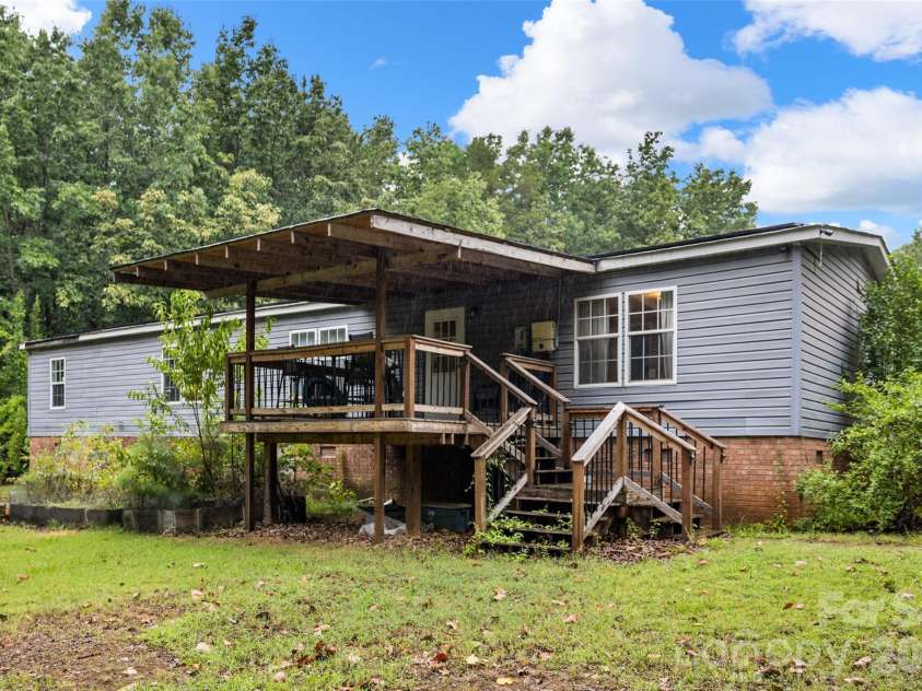 135 Benton Road, Kings Mountain, NC 28086.  MLS# CAR4379689, YatesRealty ID 26198. 