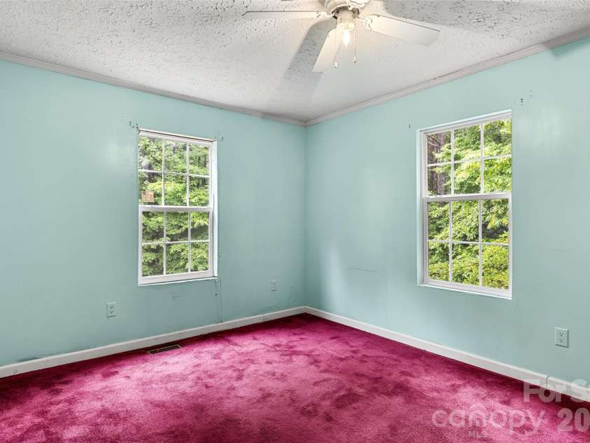135 Benton Road, Kings Mountain, NC 28086.  MLS# CAR4379689, YatesRealty ID 26198. 