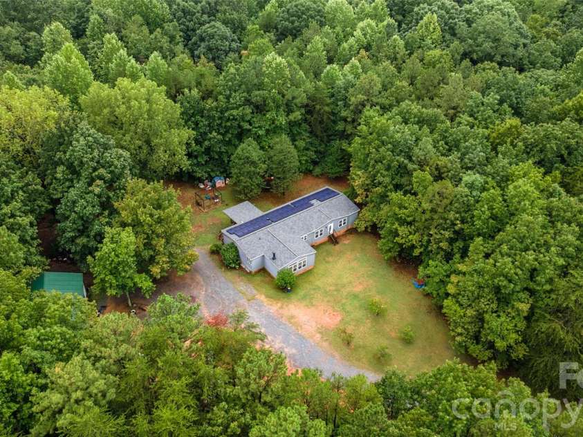 135 Benton Road, Kings Mountain, NC 28086.  MLS# CAR4379689, YatesRealty ID 26198. 