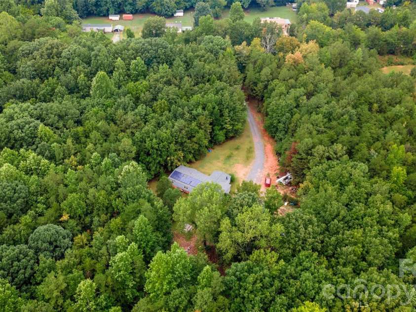 135 Benton Road, Kings Mountain, NC 28086.  MLS# CAR4379689, YatesRealty ID 26198. 