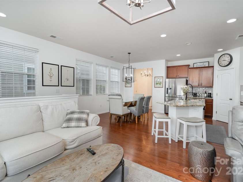 8245 Viewpoint Lane, Cornelius, NC 28031.  MLS# CAR4279282, YatesRealty ID 26198. 