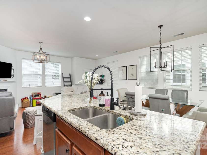 8245 Viewpoint Lane, Cornelius, NC 28031.  MLS# CAR4279282, YatesRealty ID 26198. 