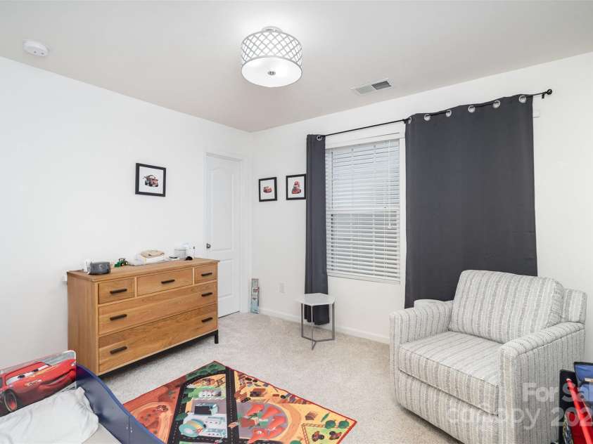 8245 Viewpoint Lane, Cornelius, NC 28031.  MLS# CAR4279282, YatesRealty ID 26198. 