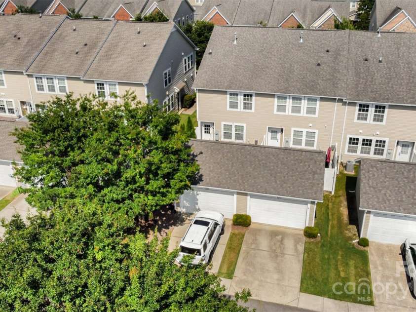 8245 Viewpoint Lane, Cornelius, NC 28031.  MLS# CAR4279282, YatesRealty ID 26198. 