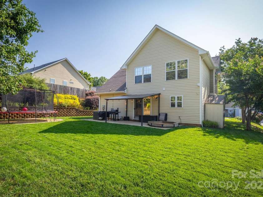 418 Eastway Lane, Conover, NC 28613.  MLS# CAR4265927, YatesRealty ID 26199. 