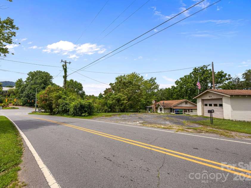 0000 New Leicester Highway, Asheville, NC 28806.  MLS# CAR3603724, YatesRealty ID 262. 