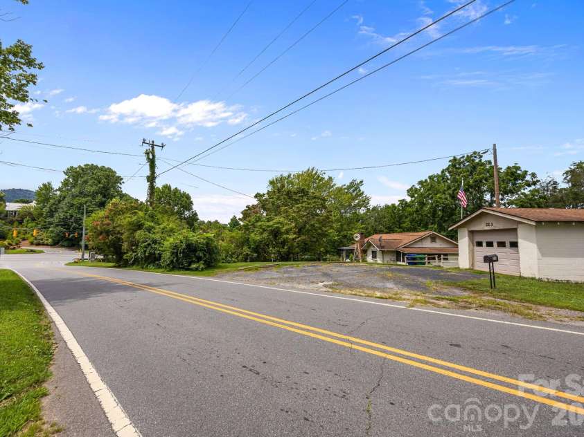 0000 New Leicester Highway, Asheville, NC 28806.  MLS# CAR3603724, YatesRealty ID 262. 