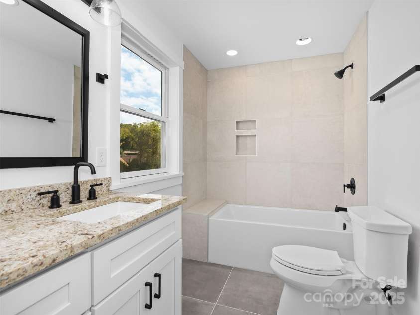 15 Riemar Lane, Waynesville, NC 28786.  MLS# CAR4306144, YatesRealty ID 2620. 