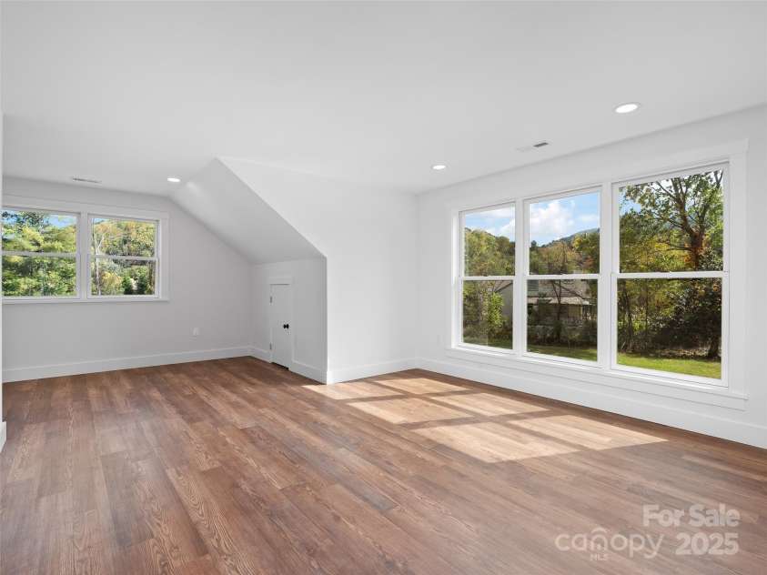 15 Riemar Lane, Waynesville, NC 28786.  MLS# CAR4306144, YatesRealty ID 2620. 