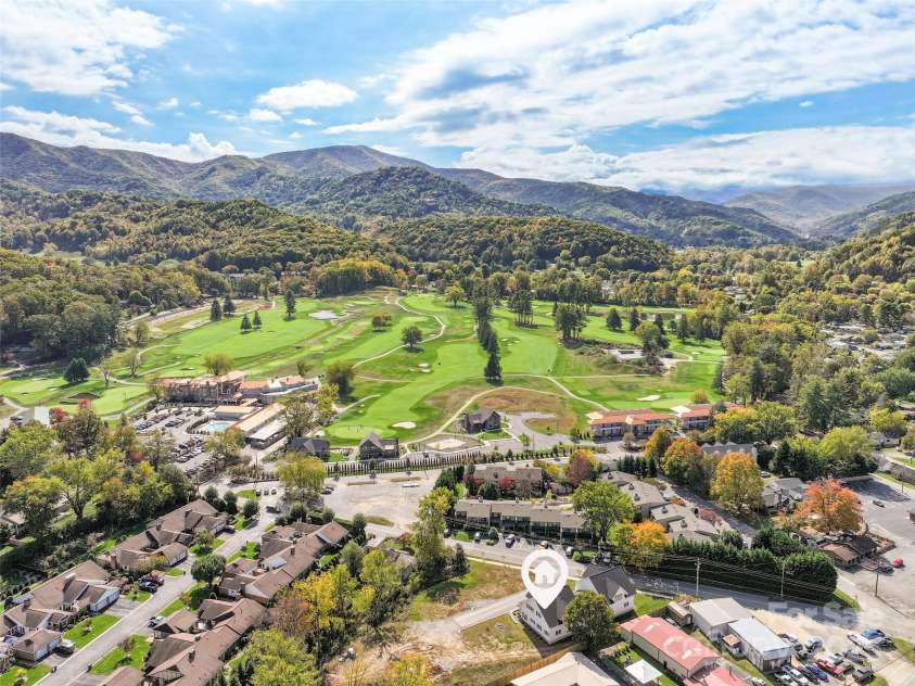 15 Riemar Lane, Waynesville, NC 28786.  MLS# CAR4306144, YatesRealty ID 2620. 