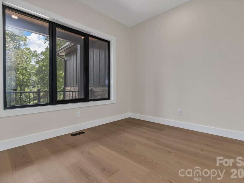 63 Winding Ridge Road, Fairview, NC 28730.  MLS# CAR4393298, YatesRealty ID 26200. 