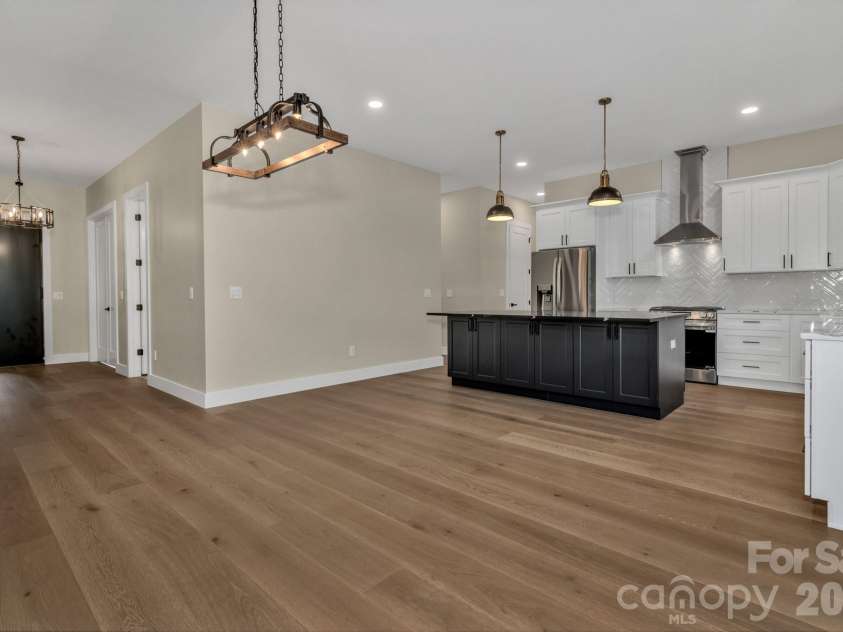 63 Winding Ridge Road, Fairview, NC 28730.  MLS# CAR4393298, YatesRealty ID 26200. 