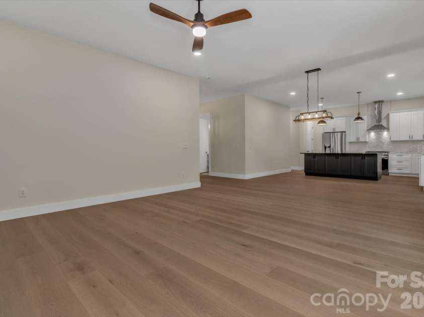 63 Winding Ridge Road, Fairview, NC 28730.  MLS# CAR4393298, YatesRealty ID 26200. 