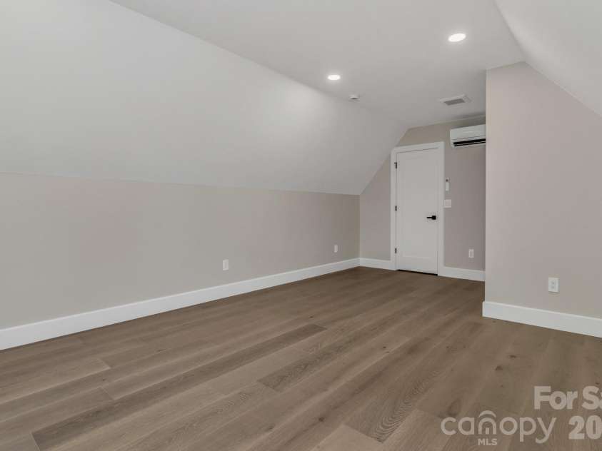 63 Winding Ridge Road, Fairview, NC 28730.  MLS# CAR4393298, YatesRealty ID 26200. 