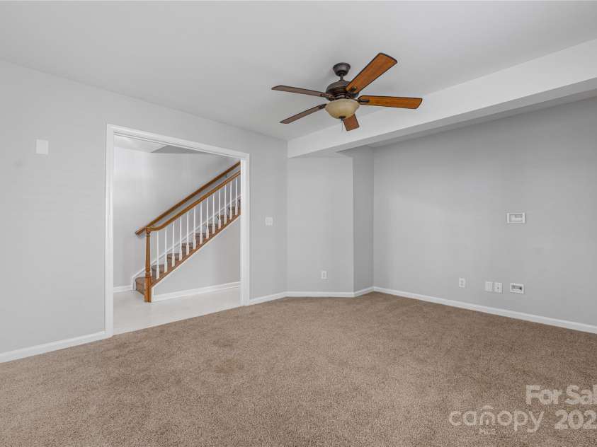 9728 Blossom Hill Drive, Huntersville, NC 28078.  MLS# CAR4272464, YatesRealty ID 26200. 