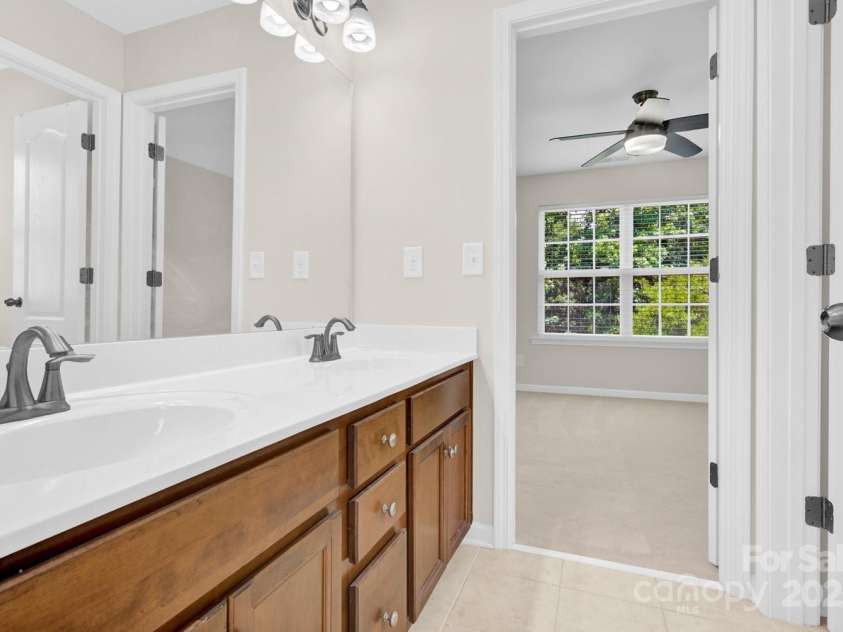 14034 Green Birch Drive, Pineville, NC 28134.  MLS# CAR4277582, YatesRealty ID 26201. 