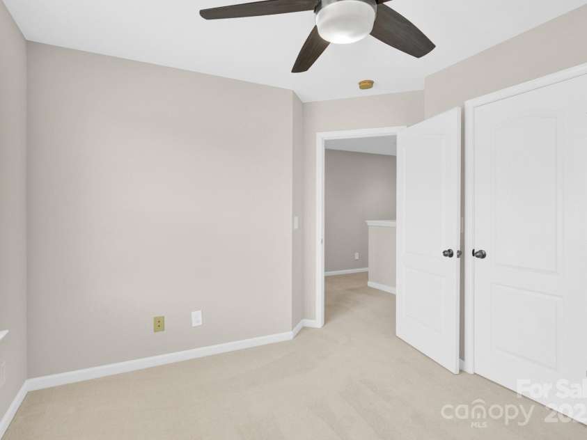 14034 Green Birch Drive, Pineville, NC 28134.  MLS# CAR4277582, YatesRealty ID 26201. 