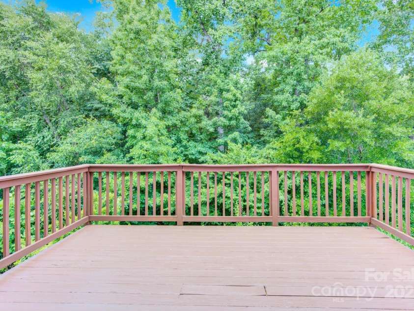 14034 Green Birch Drive, Pineville, NC 28134.  MLS# CAR4277582, YatesRealty ID 26201. 