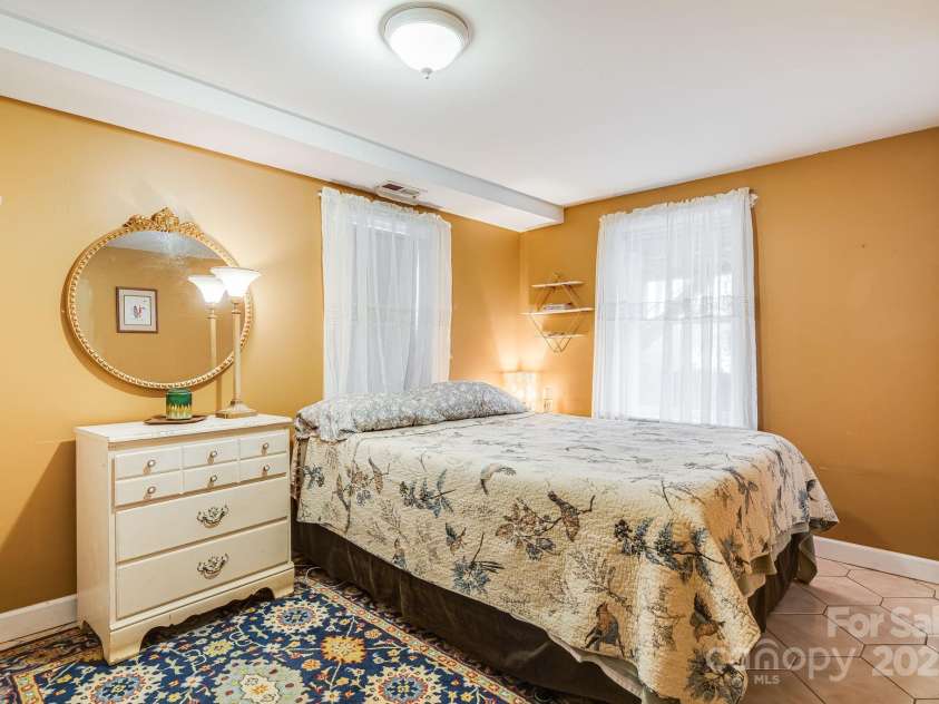 195 Whitmire Road, Brevard, NC 28712.  MLS# CAR4328642, YatesRealty ID 26201. 