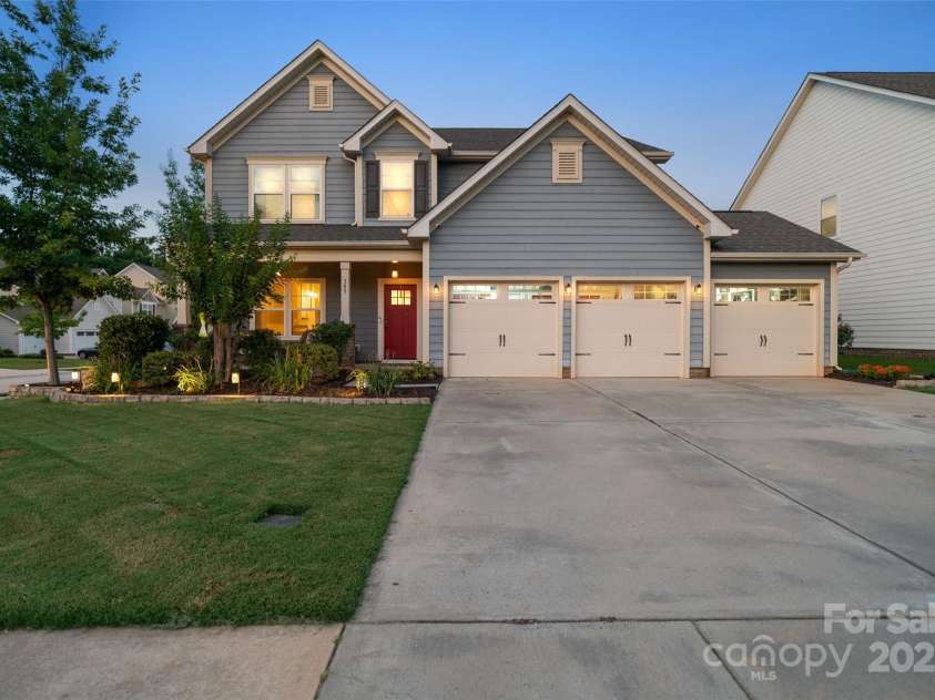 305 Redberry Court, York, SC 29745.  MLS# CAR4278168, YatesRealty ID 26203. 