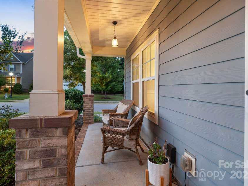 305 Redberry Court, York, SC 29745.  MLS# CAR4278168, YatesRealty ID 26203. 