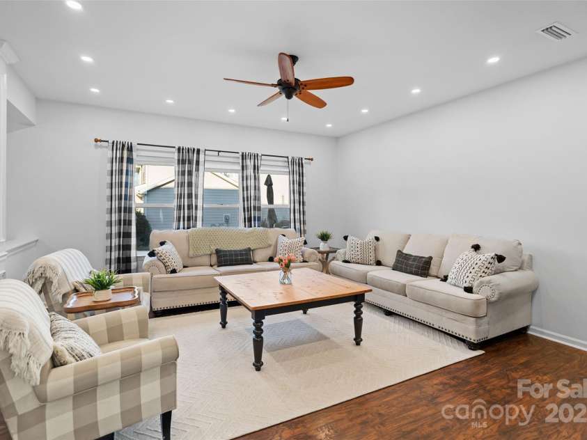 305 Redberry Court, York, SC 29745.  MLS# CAR4278168, YatesRealty ID 26203. 