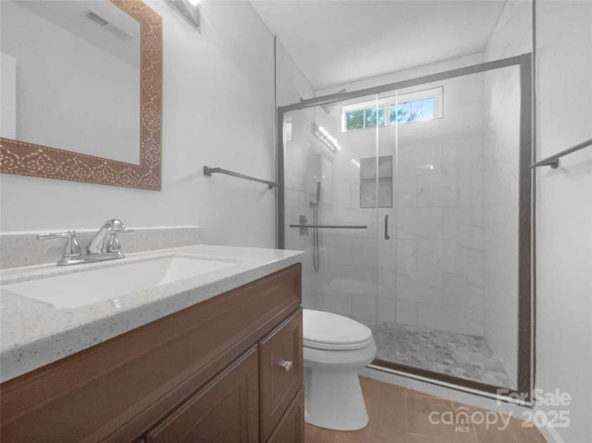 1415 Newfound Hollow Drive, Charlotte, NC 28214.  MLS# CAR4250832, YatesRealty ID 26204. 