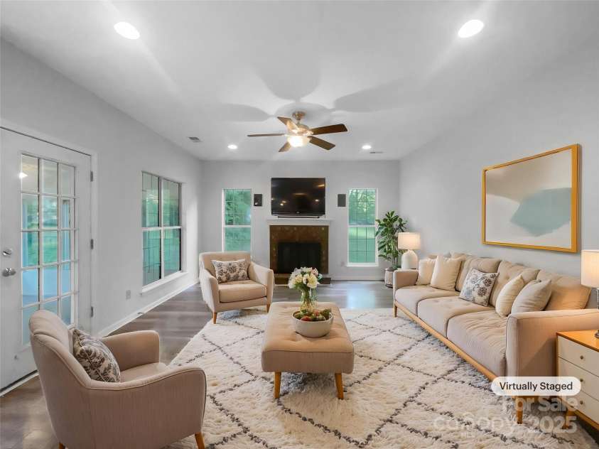 1415 Newfound Hollow Drive, Charlotte, NC 28214.  MLS# CAR4250832, YatesRealty ID 26204. Staged Photo