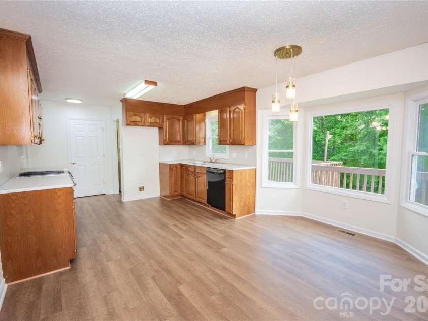 350 Josey Road, Statesville, NC 28625.  MLS# CAR4377689, YatesRealty ID 26204. 