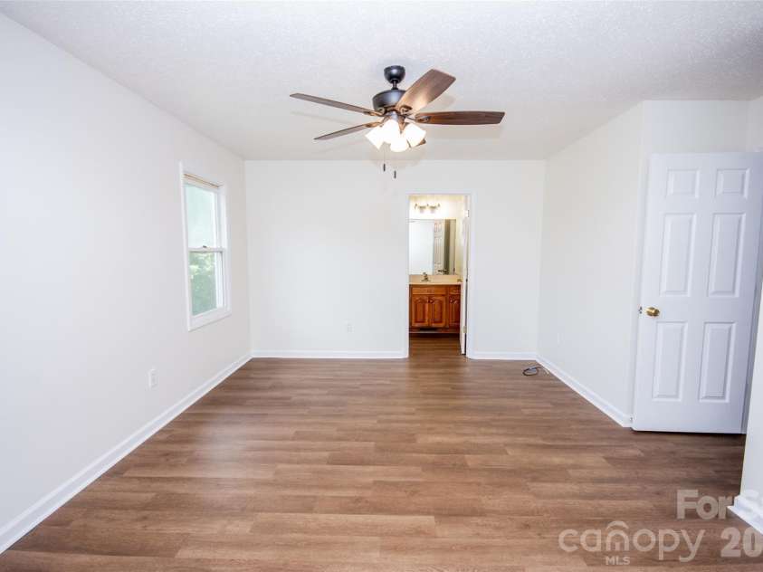 350 Josey Road, Statesville, NC 28625.  MLS# CAR4377689, YatesRealty ID 26204. 