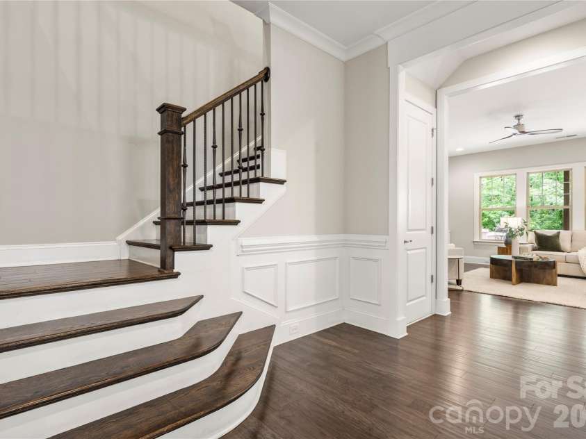 109 Eden Hollow Lane, Matthews, NC 28104.  MLS# CAR4381944, YatesRealty ID 26205. 