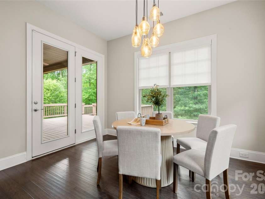 109 Eden Hollow Lane, Matthews, NC 28104.  MLS# CAR4381944, YatesRealty ID 26205. 