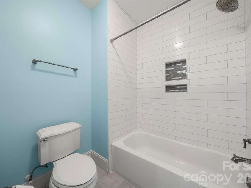 109 Eden Hollow Lane, Matthews, NC 28104.  MLS# CAR4381944, YatesRealty ID 26205. 
