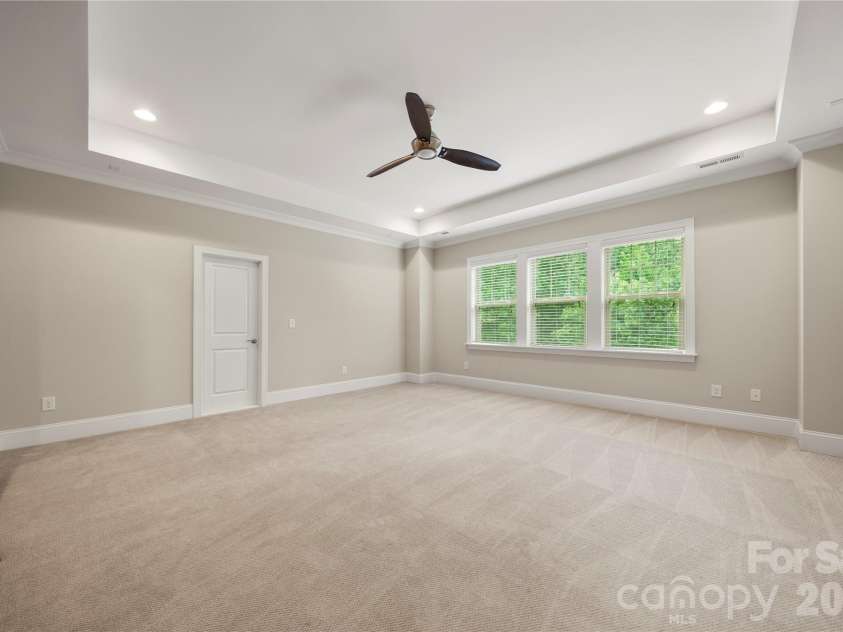 109 Eden Hollow Lane, Matthews, NC 28104.  MLS# CAR4381944, YatesRealty ID 26205. 